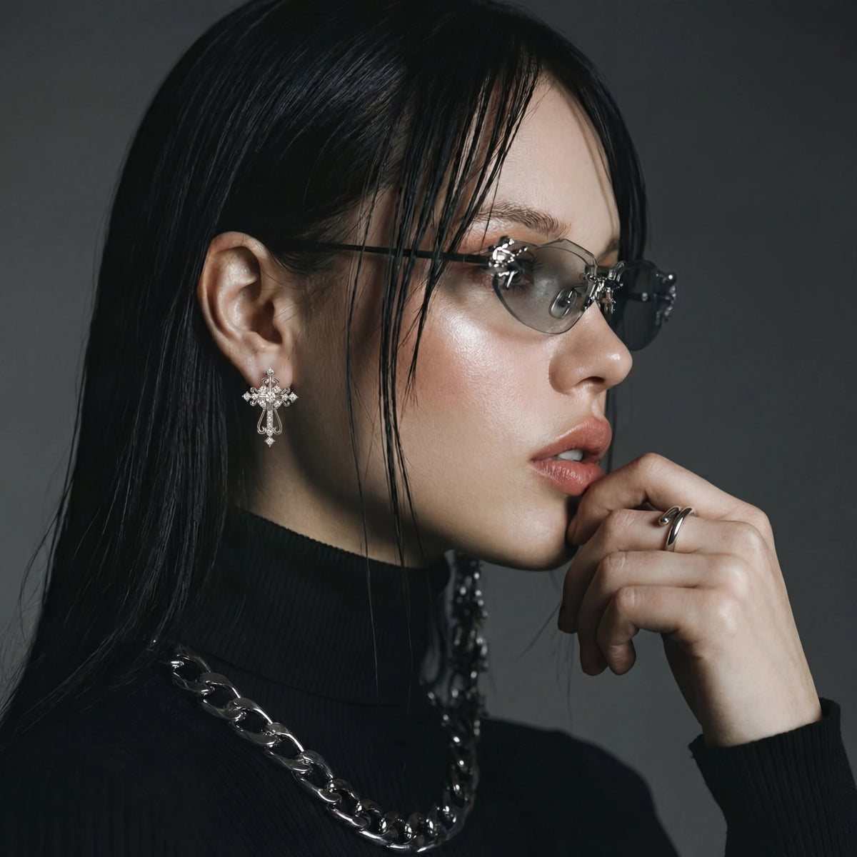 Grâce Cross Studs